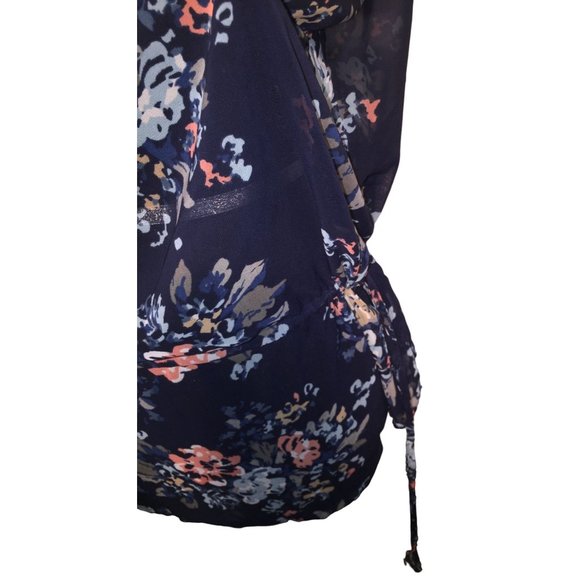 A New Approach (a.n.a.) Womens Blouse Blue awith Floral Print - Size PM Petite M - Picture 8 of 8